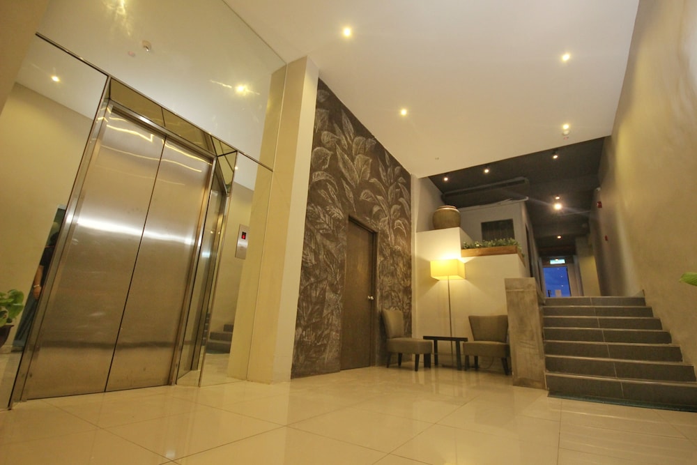 The Riverbank Hotel 18/31
