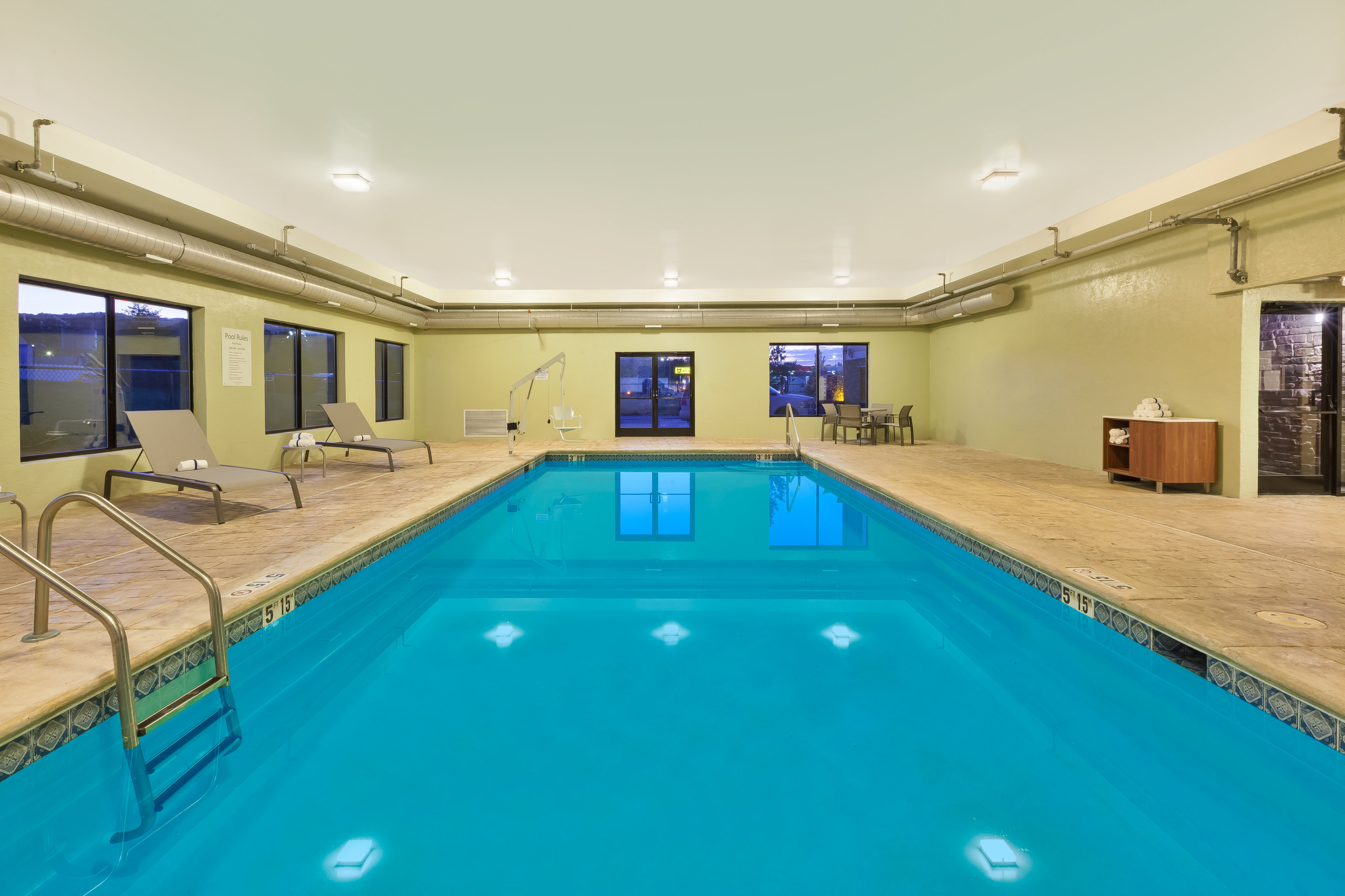 HOLIDAY INN EXPRESS CHILLICOTHE EAST 29/51