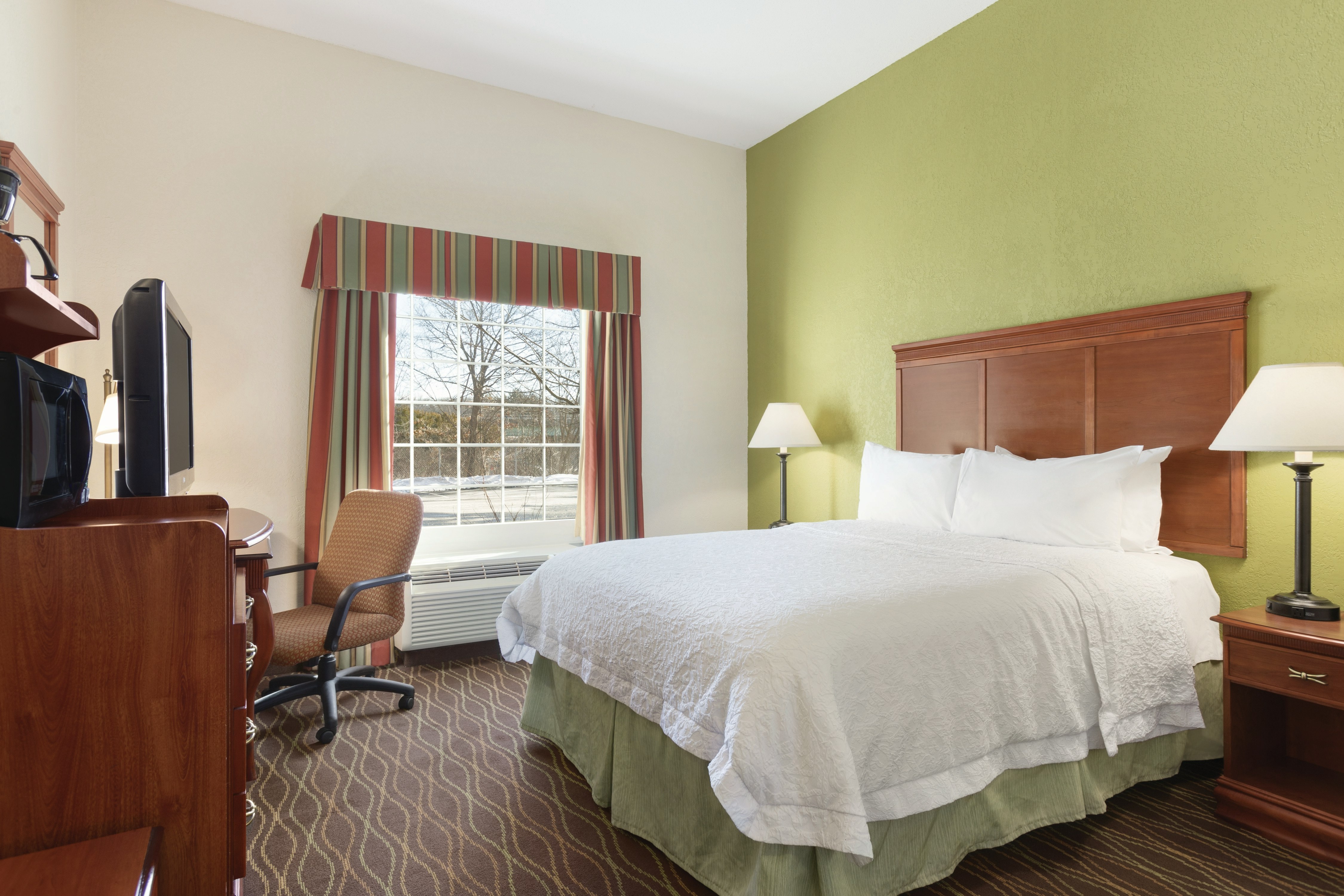Hampton Inn & Suites Greenfield 10/29