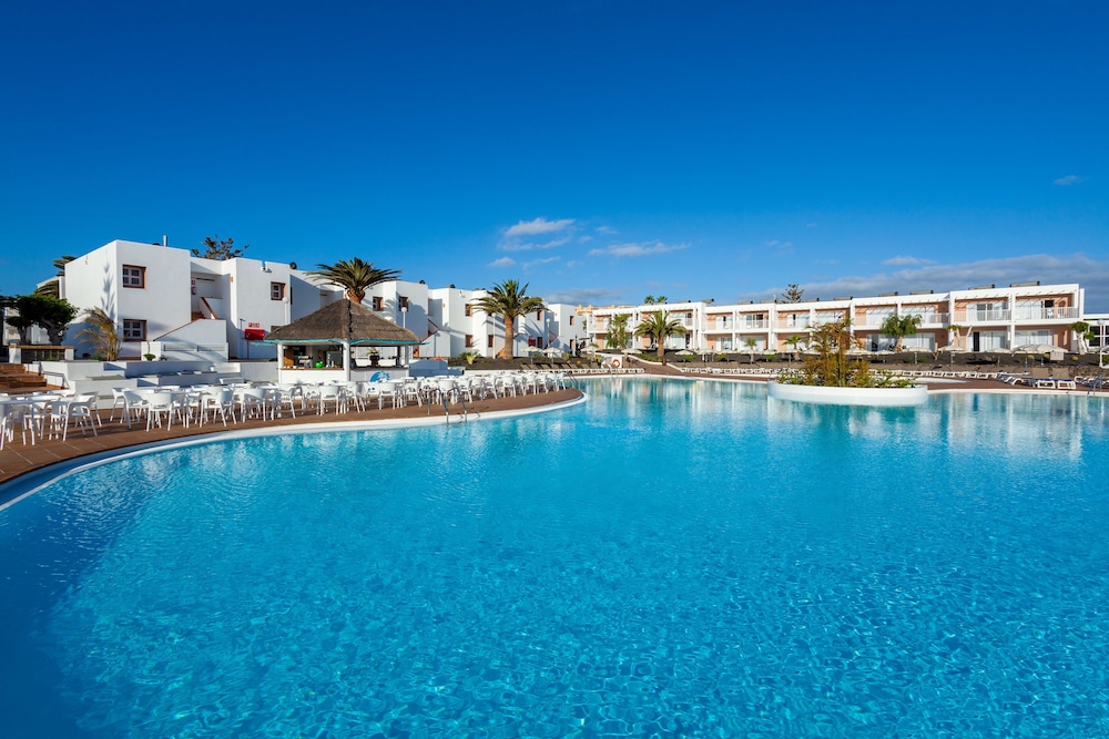 BLUESEA Bahia De Lobos in CORRALEJO