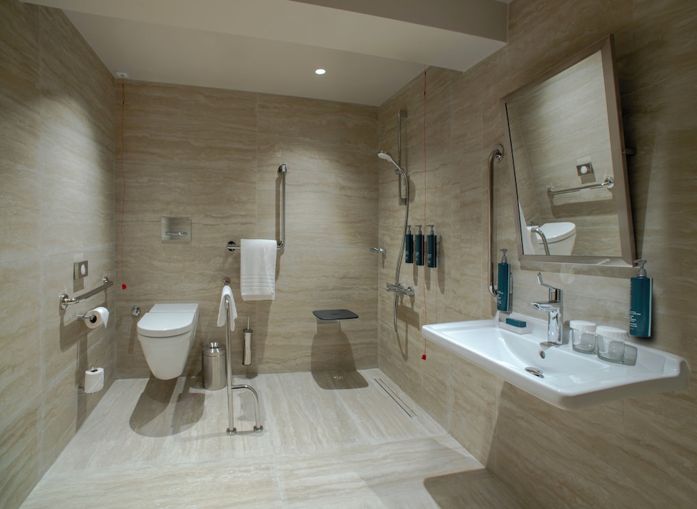 DoubleTree by Hilton Istanbul Macka 56/61