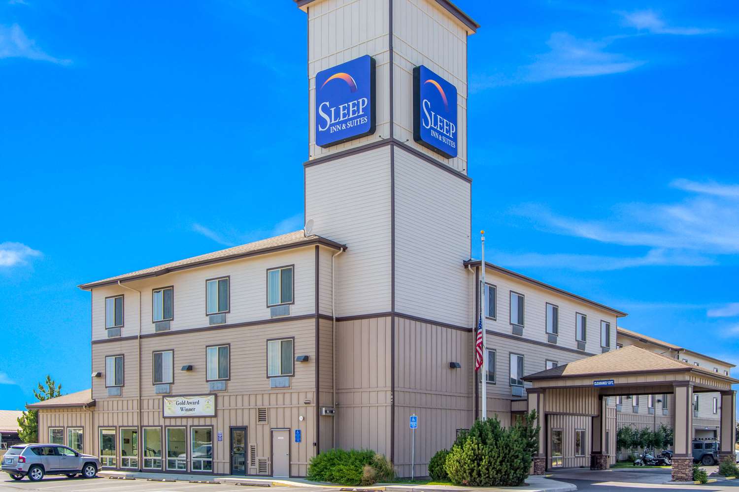 Sleep Inn and Suites Redmond, OR 2/34