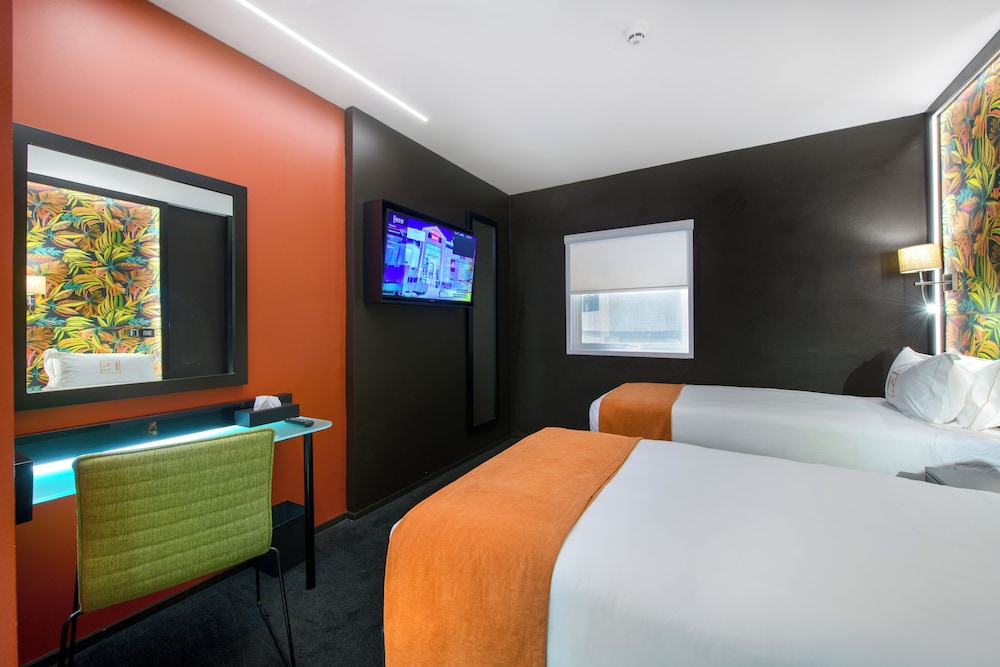 STANDARD, TWIN BEDS