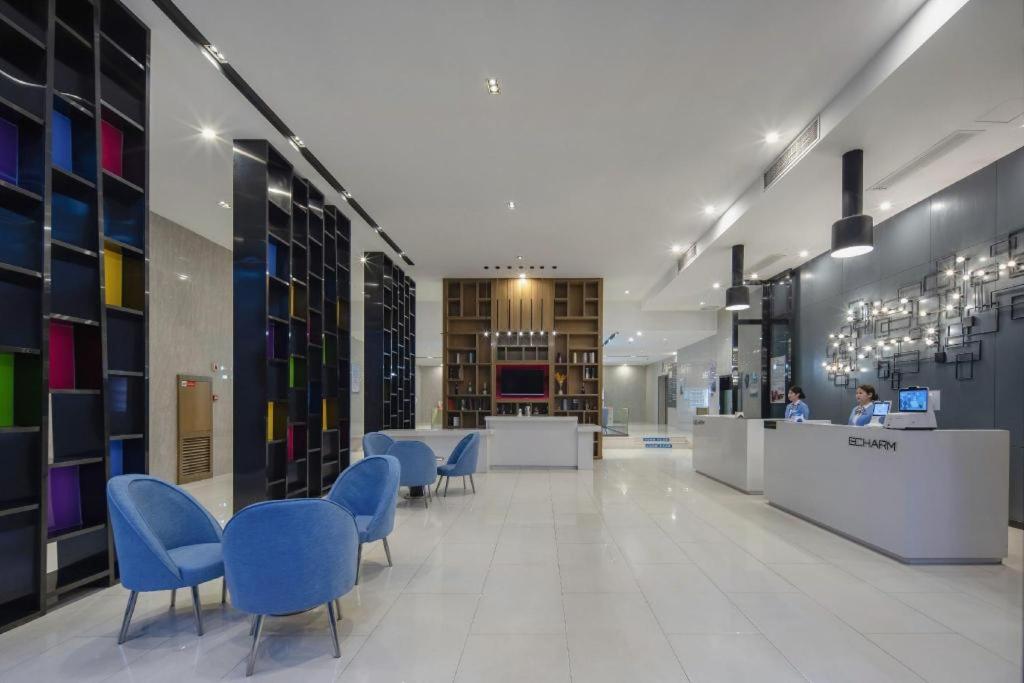 Echarm Hotel (Beihai Railway Station) 48/65