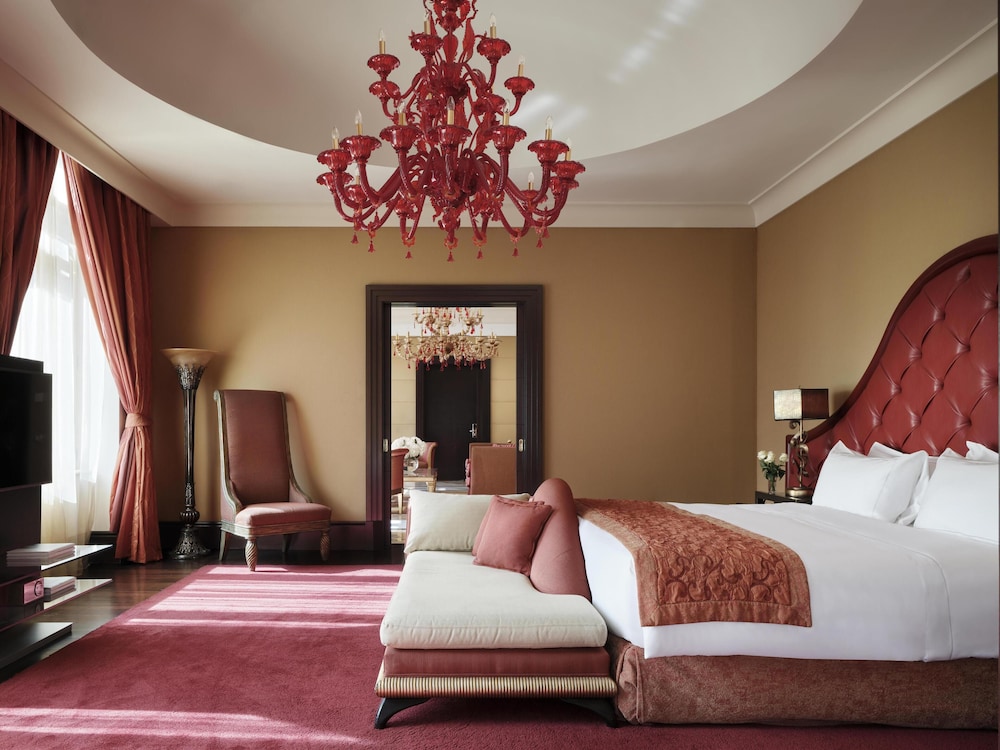 Ruby, Presidential, Suite, King Bed
