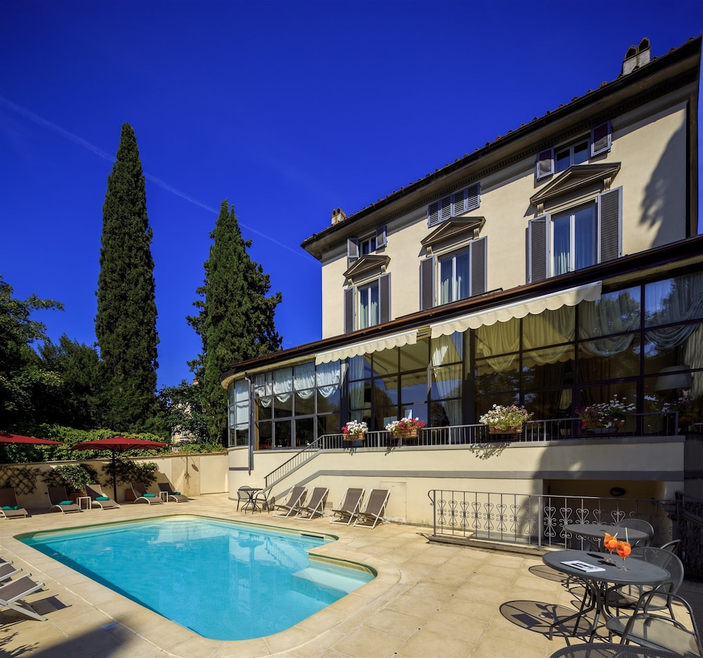 Villa Carlotta 52/56