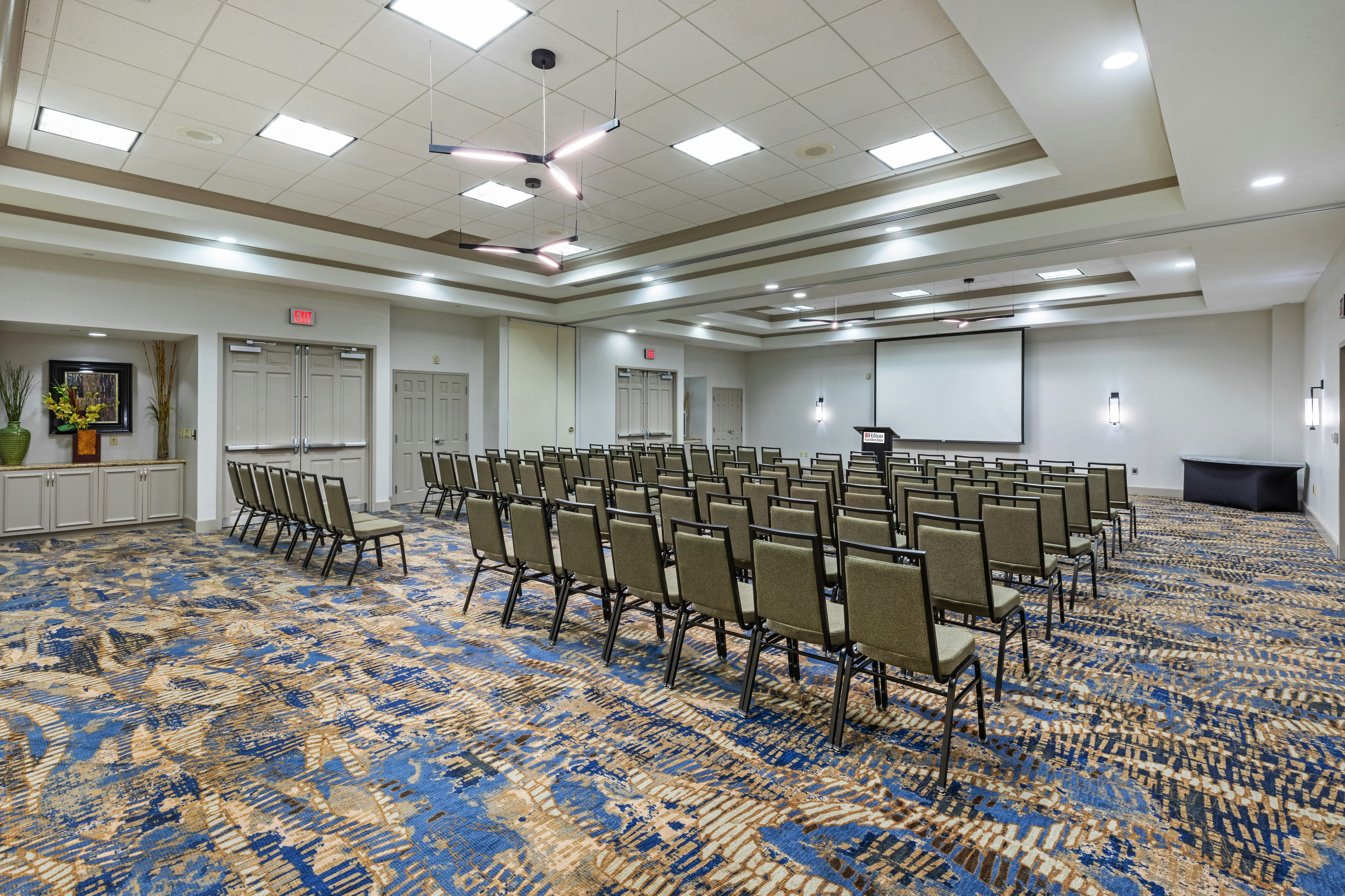 Hilton Garden Inn Houston-Sugar Land 40/42