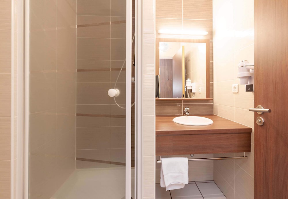 B&B Hotel Saint Jean de Luz 62/64