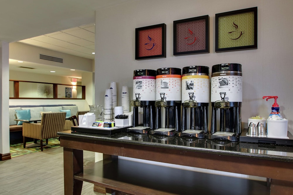 Hampton Inn DuBois 37/45