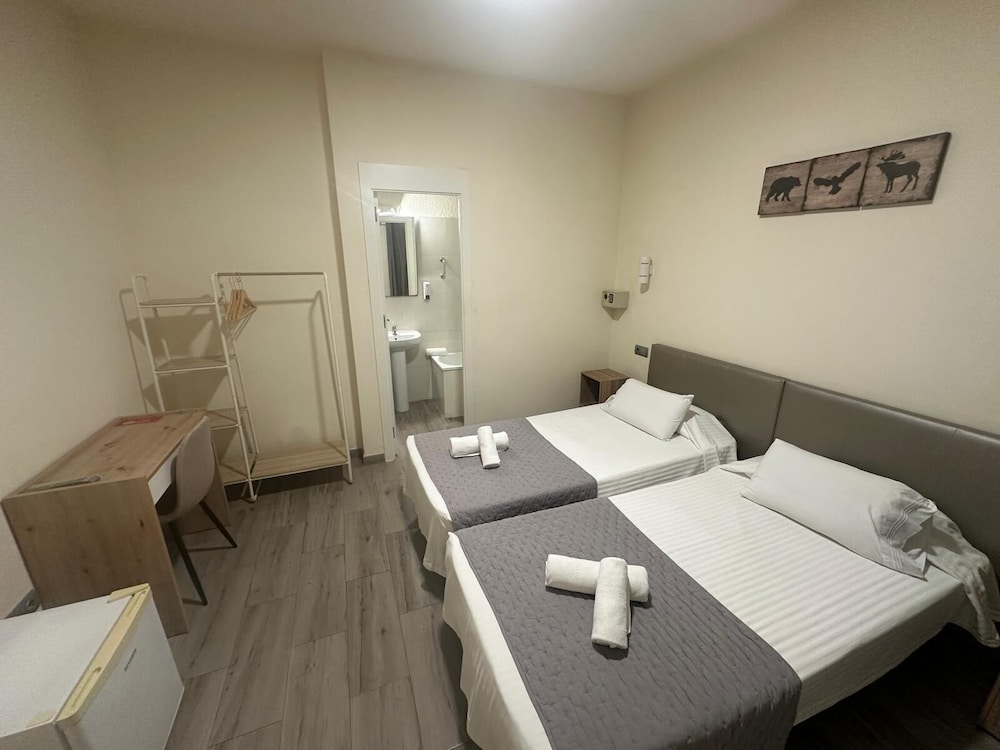 Hostal Balmes Centro 29/50