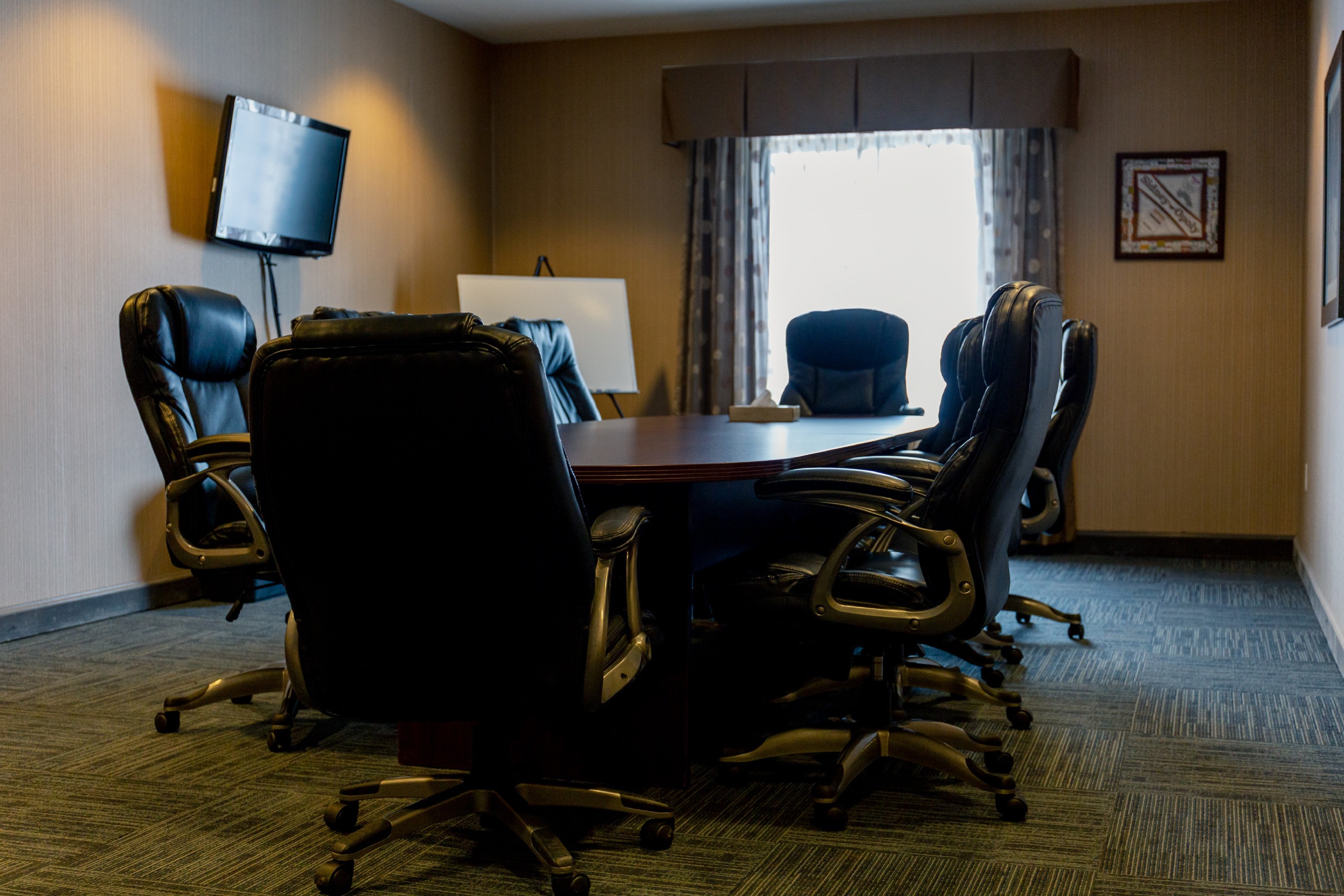 Holiday Inn Express Hotel And Suites Sidney 30/34