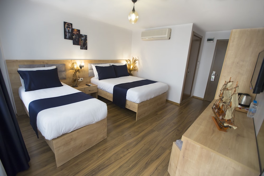 Golden Street Hotel 14/49