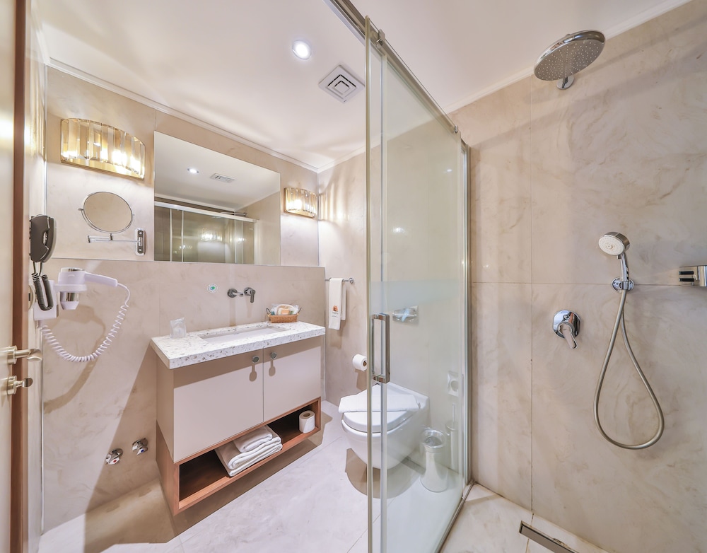 Molino Hotel 48/50