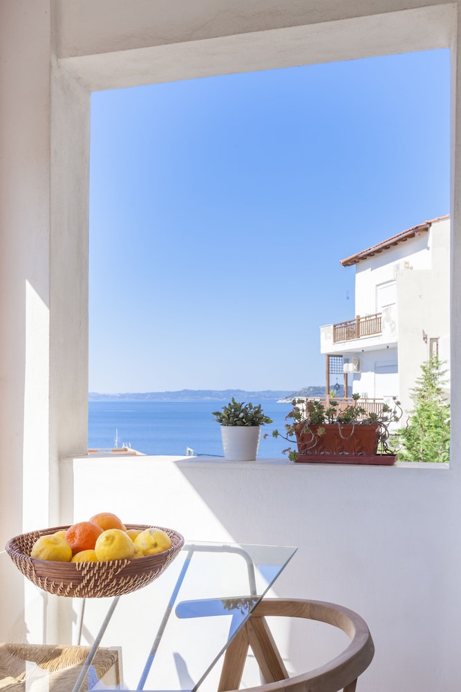 Alterra Vita Apartments 30/50