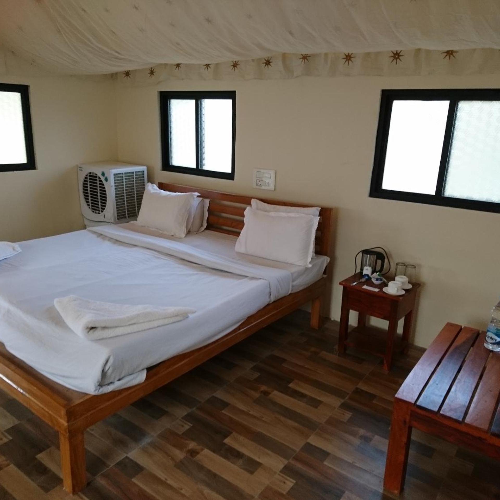 Hiranya Resorts 5/45