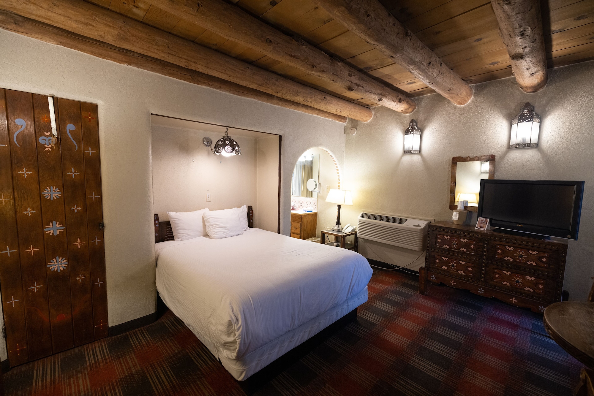 غرفة سوبيريور بسرير كوين، Sagebrush Inn Suites 7/8