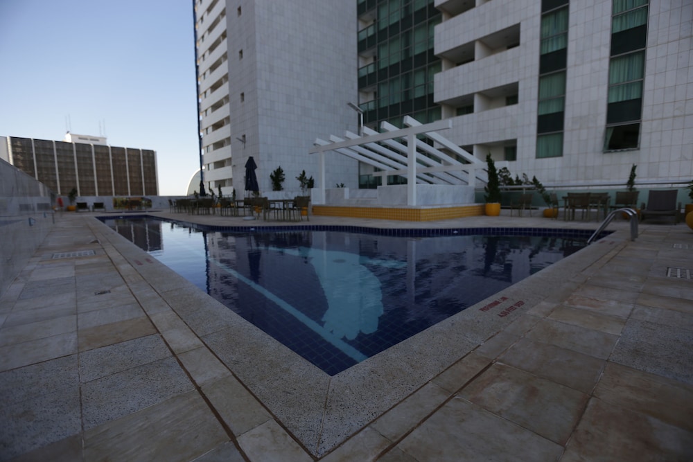 Mercure Brasilia Lider Hotel 64/67