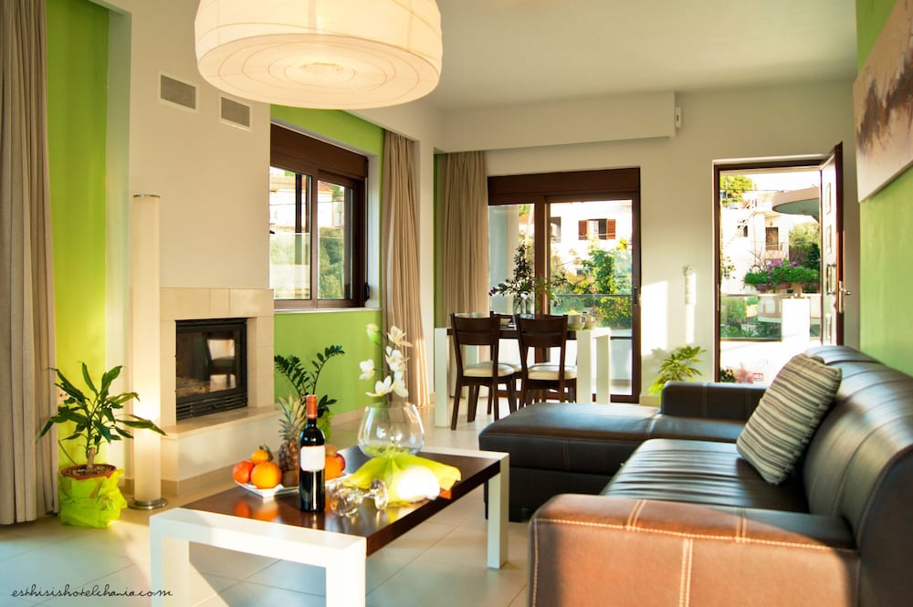 ESTHISIS SUITES CHANIA 33/57