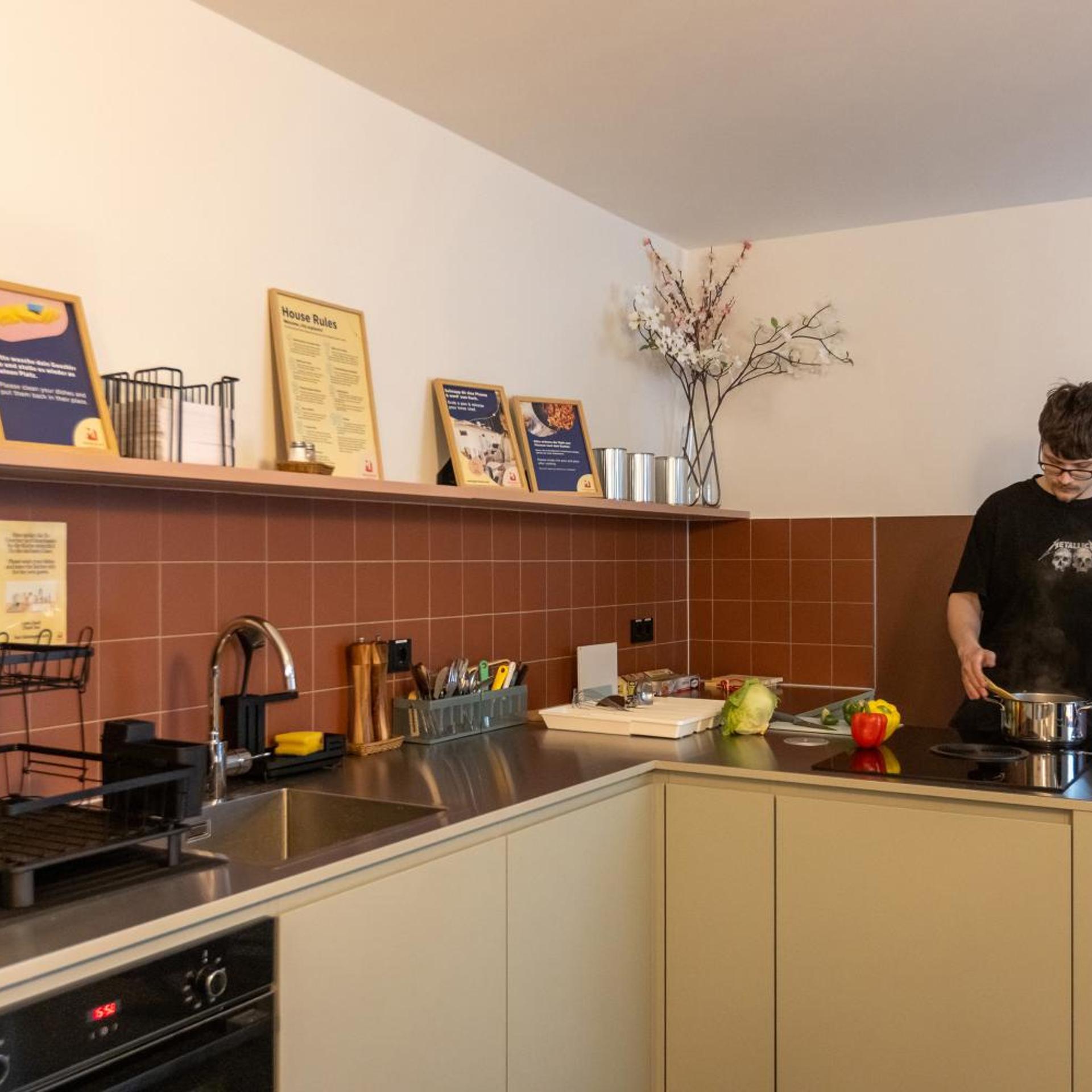 Meininger Hotel Berlin Mitte Humboldthaus Hostel 4/50