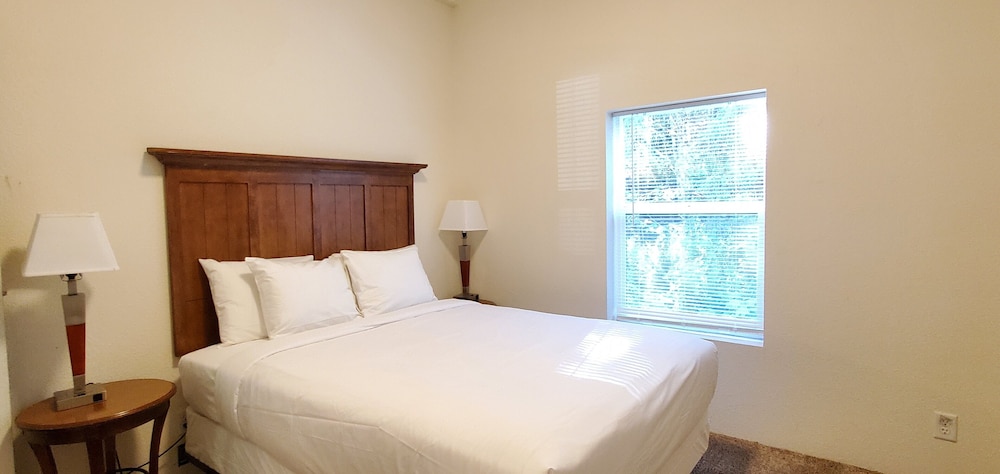 Premium, House, Futon Bed, 2 King Beds, Queen Bed