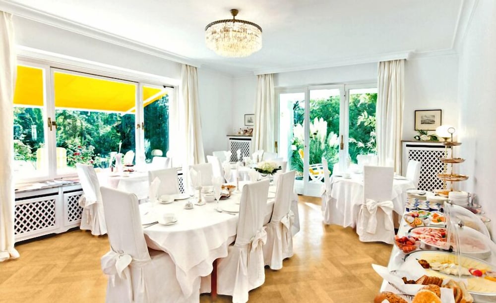 Hotel Villa Falkenberg 34/49
