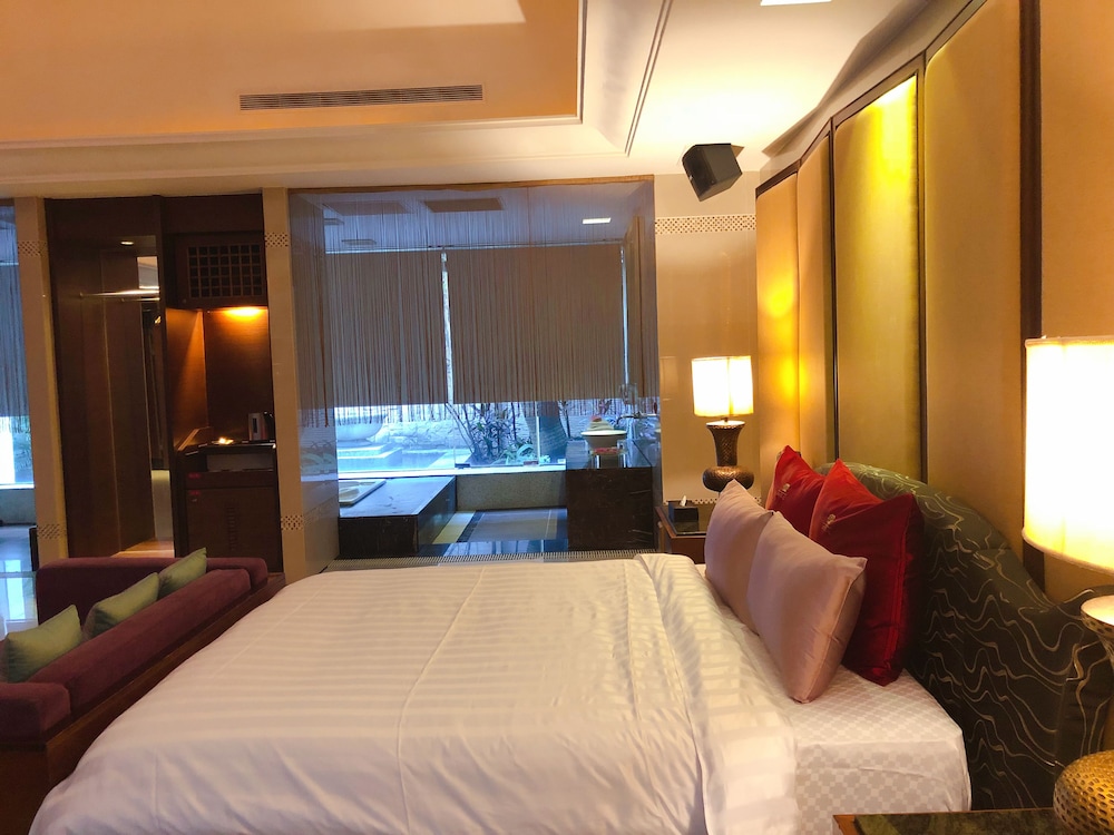 SUPERIOR, DOUBLE BED