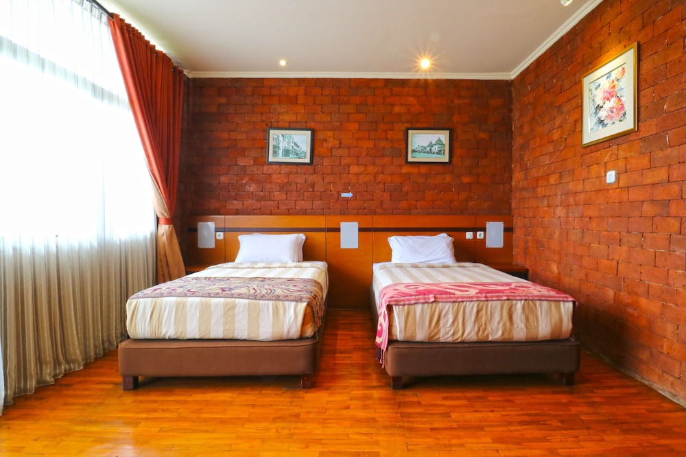 Villa Gardenia Bandung [VR] 11/60