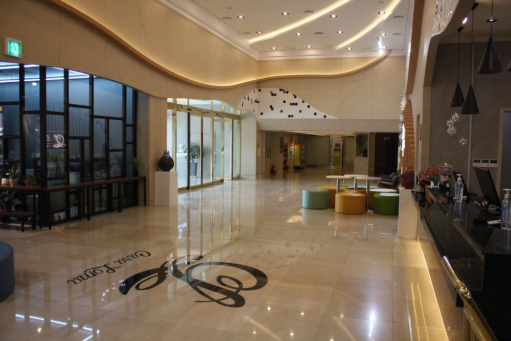 Casaloma Hotel 11/50