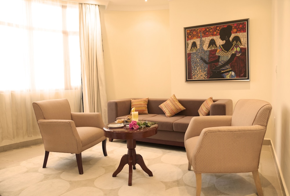 Tizeze Hotel 14/18