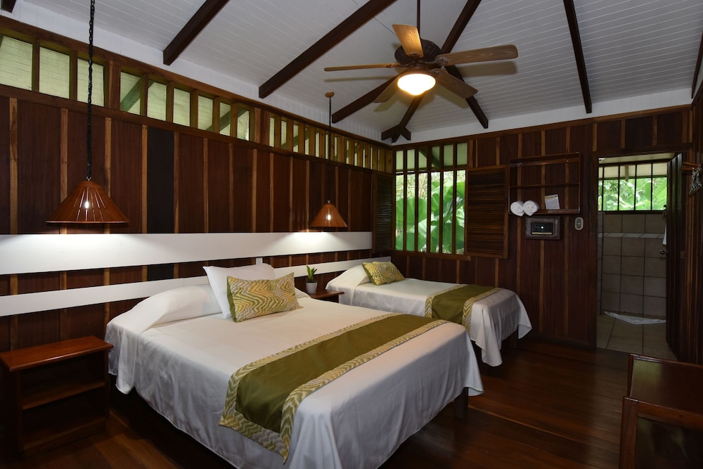 Mawamba Lodge 26/67