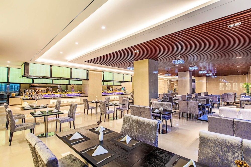Ramada by Wyndham Taixing 22/31