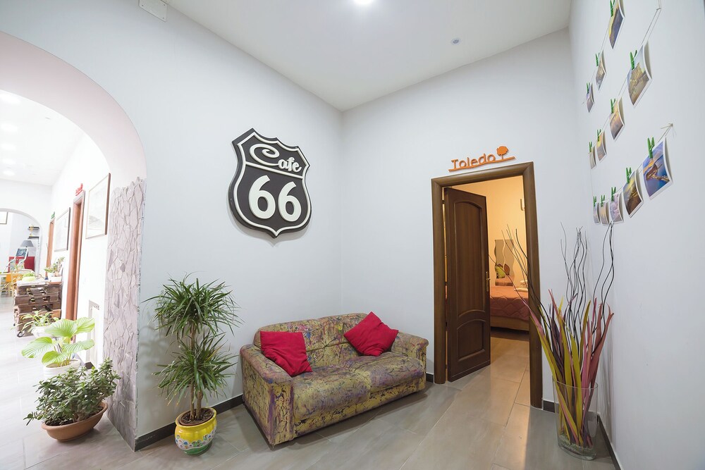 Naples Royal House B&B 46/50