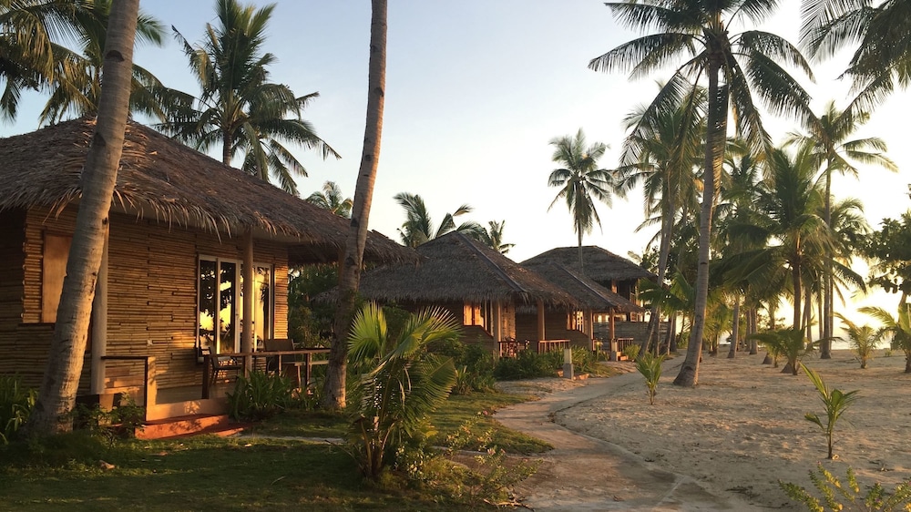 Kota Beach Resort 3/27