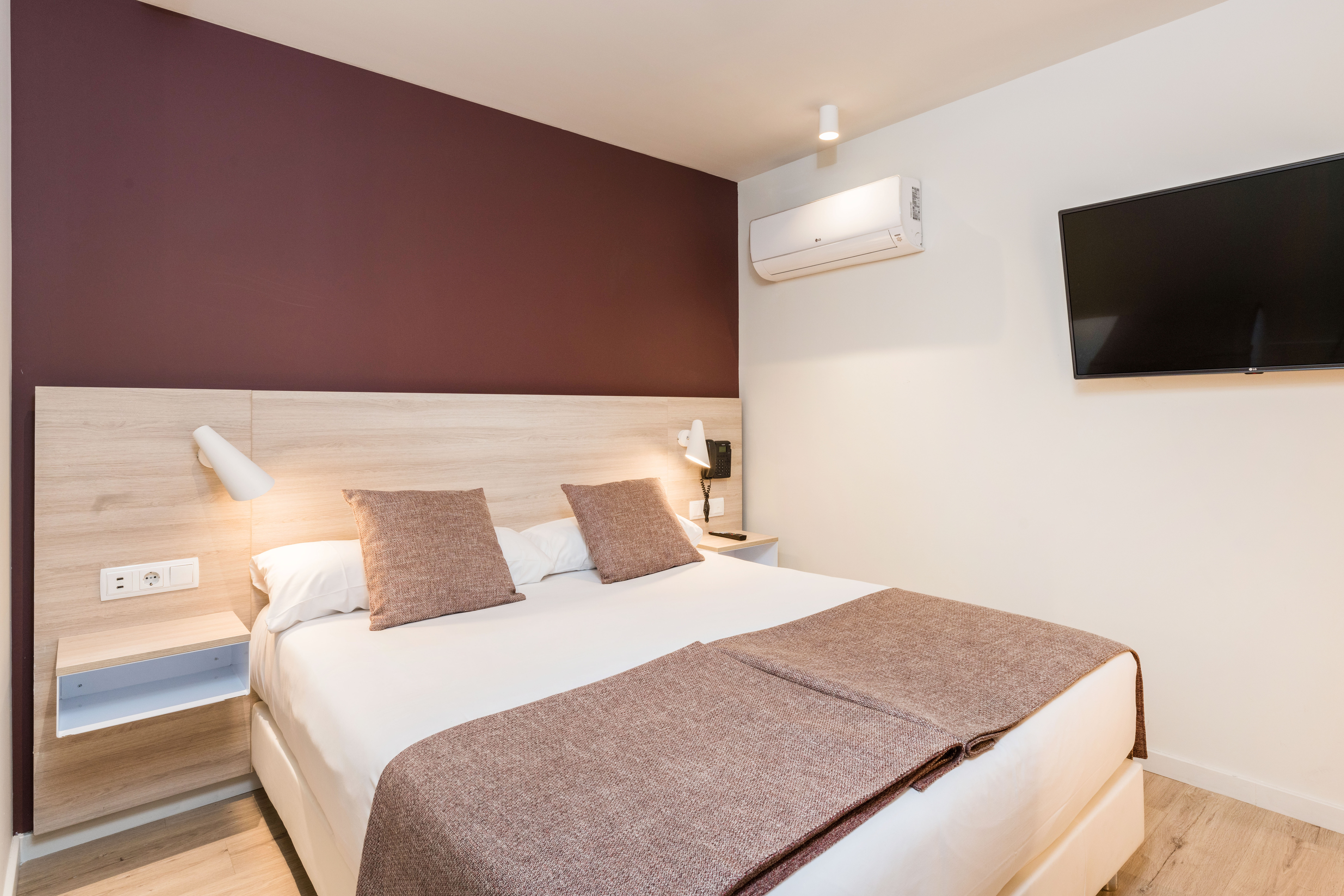1 Bedroom, Master, Suite, Apartment