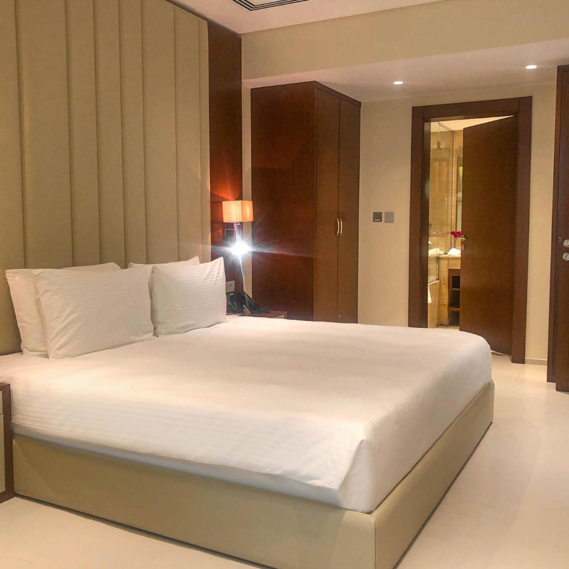 Grand, Chalet, King Bed, Sea View