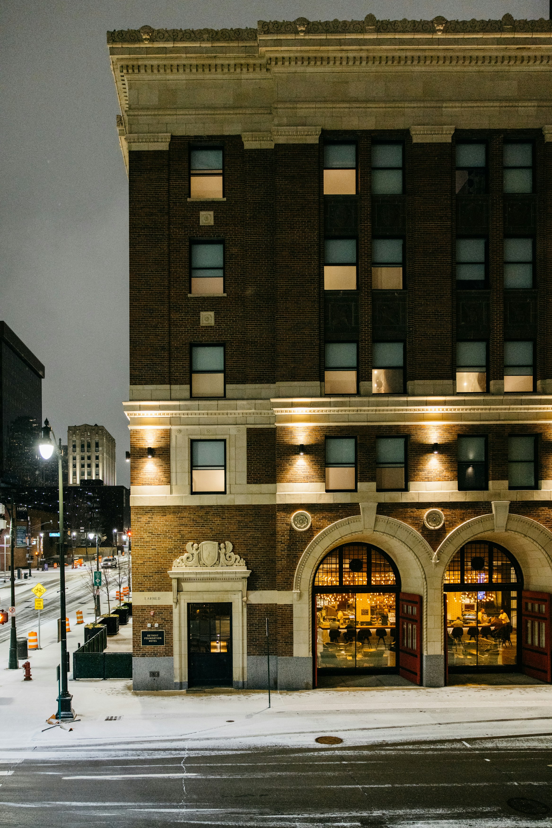 Detroit Foundation Hotel 2/77