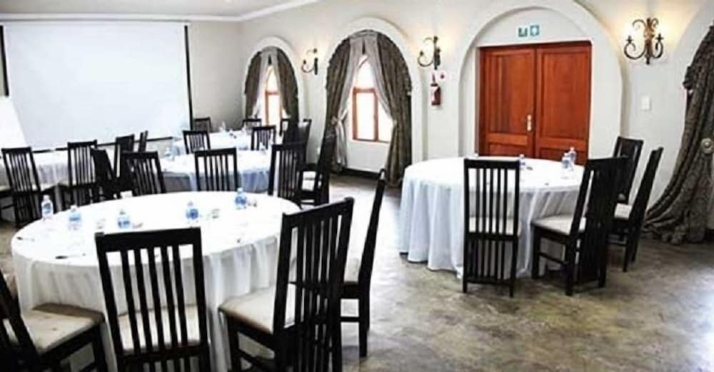 Accolades Boutique Venue 28/49