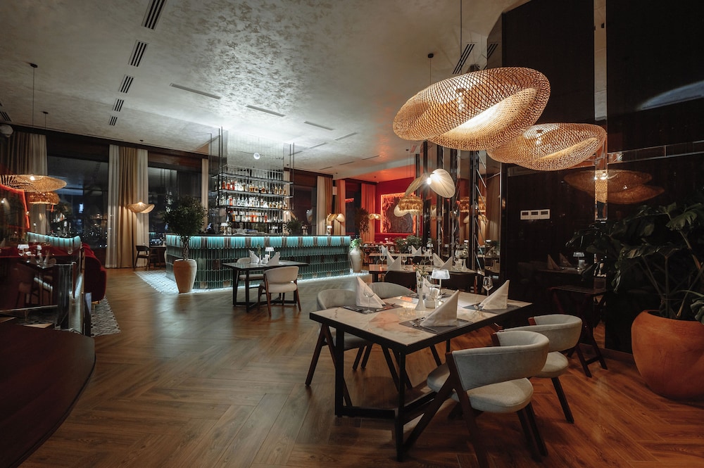 Azimut Hotel Moderno Tashkent 37/45