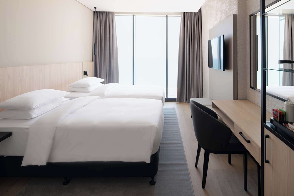 Park Inn by Radisson Hotel & Apartments Kuwait 24/62