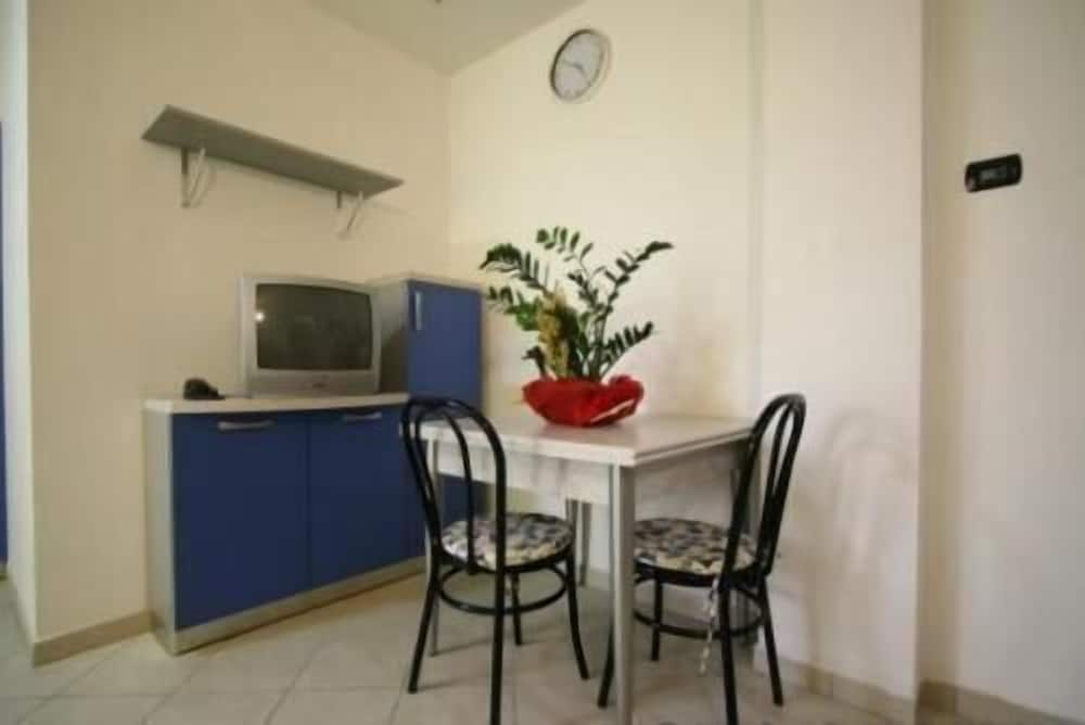 RESIDENCE BEACH PARADISE 7/40