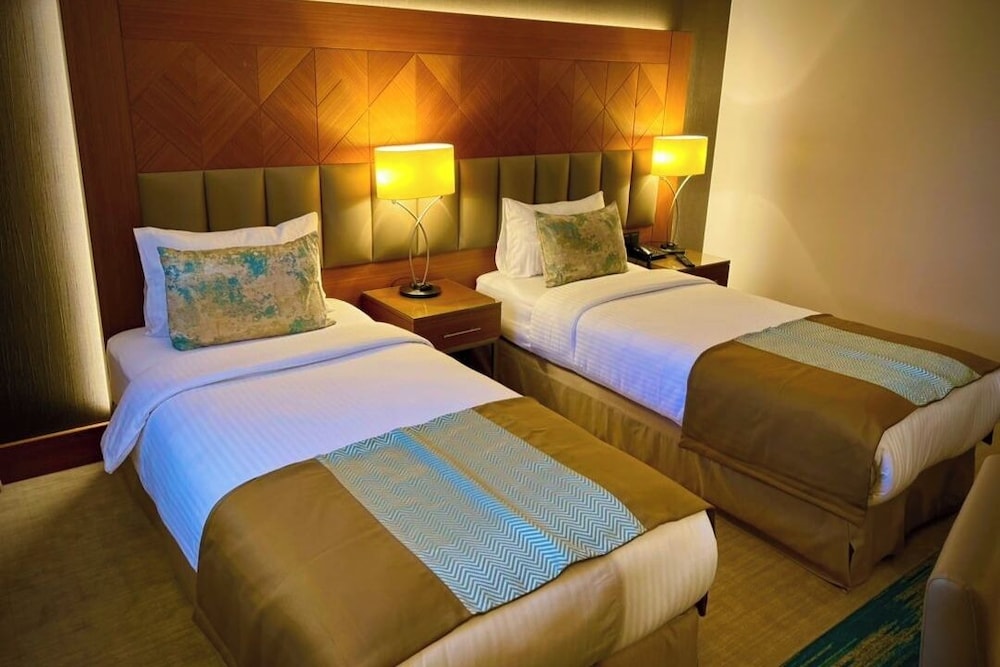 Hotel Sym Cheraga 8/29