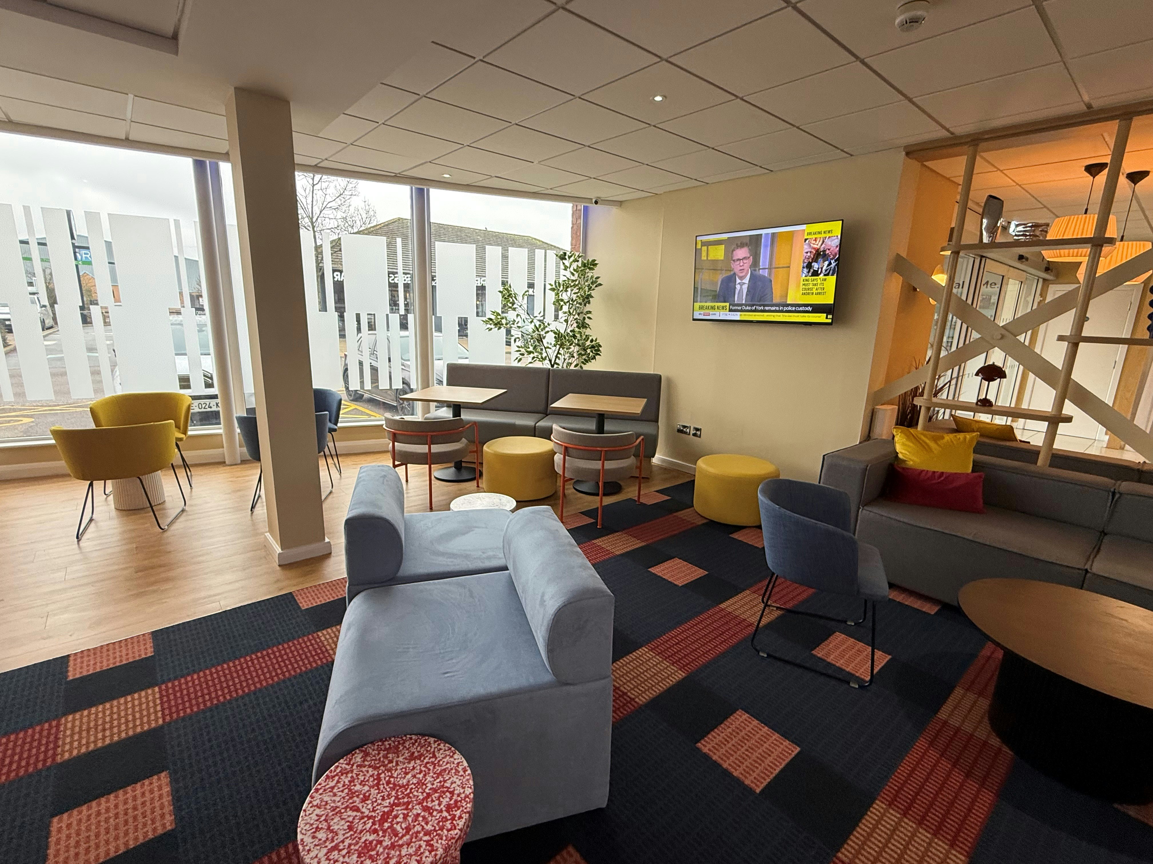 HOLIDAY INN EXPRESS NUNEATON 25/50