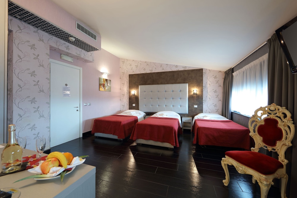 Hotel Relax Roma Nord 12/50