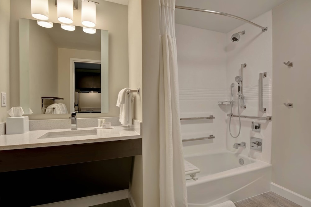 Towneplace Suites by Marriott Panama City Beach Pier Park 11/56