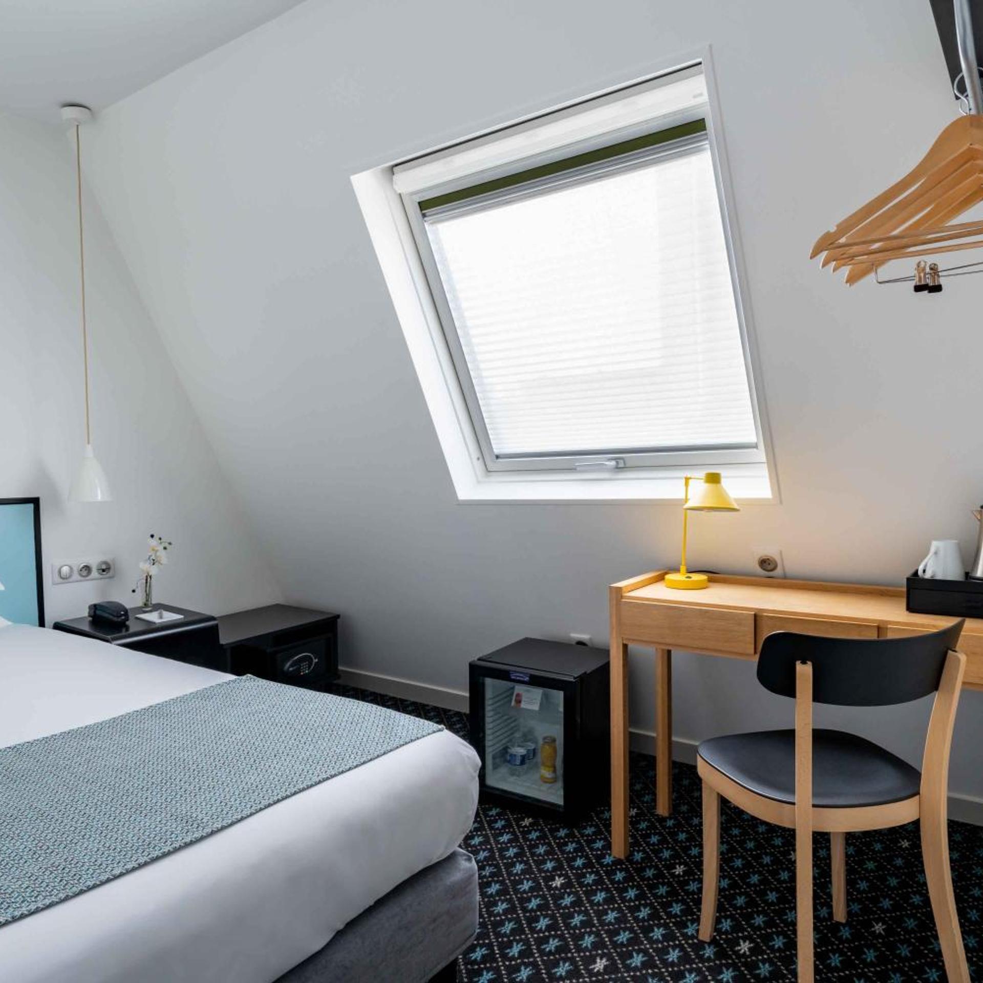 Room, Single