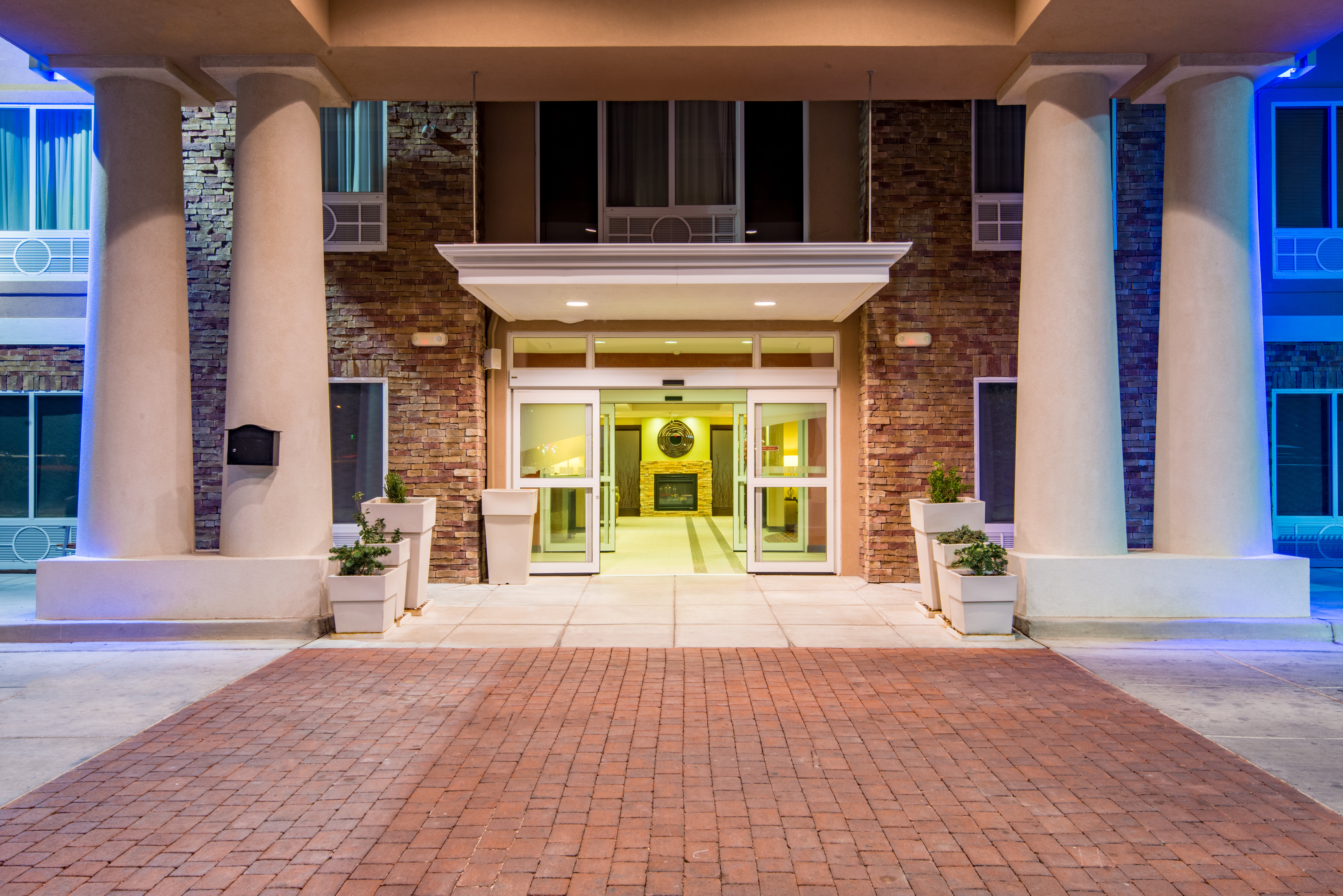 HOLIDAY INN EXPRESS HOTEL &amp; SUITES HOBBS 3/23