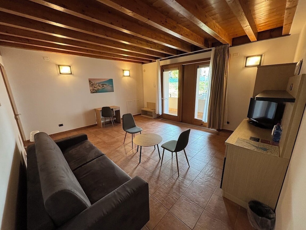 Kairos Garda Hotel 33/47