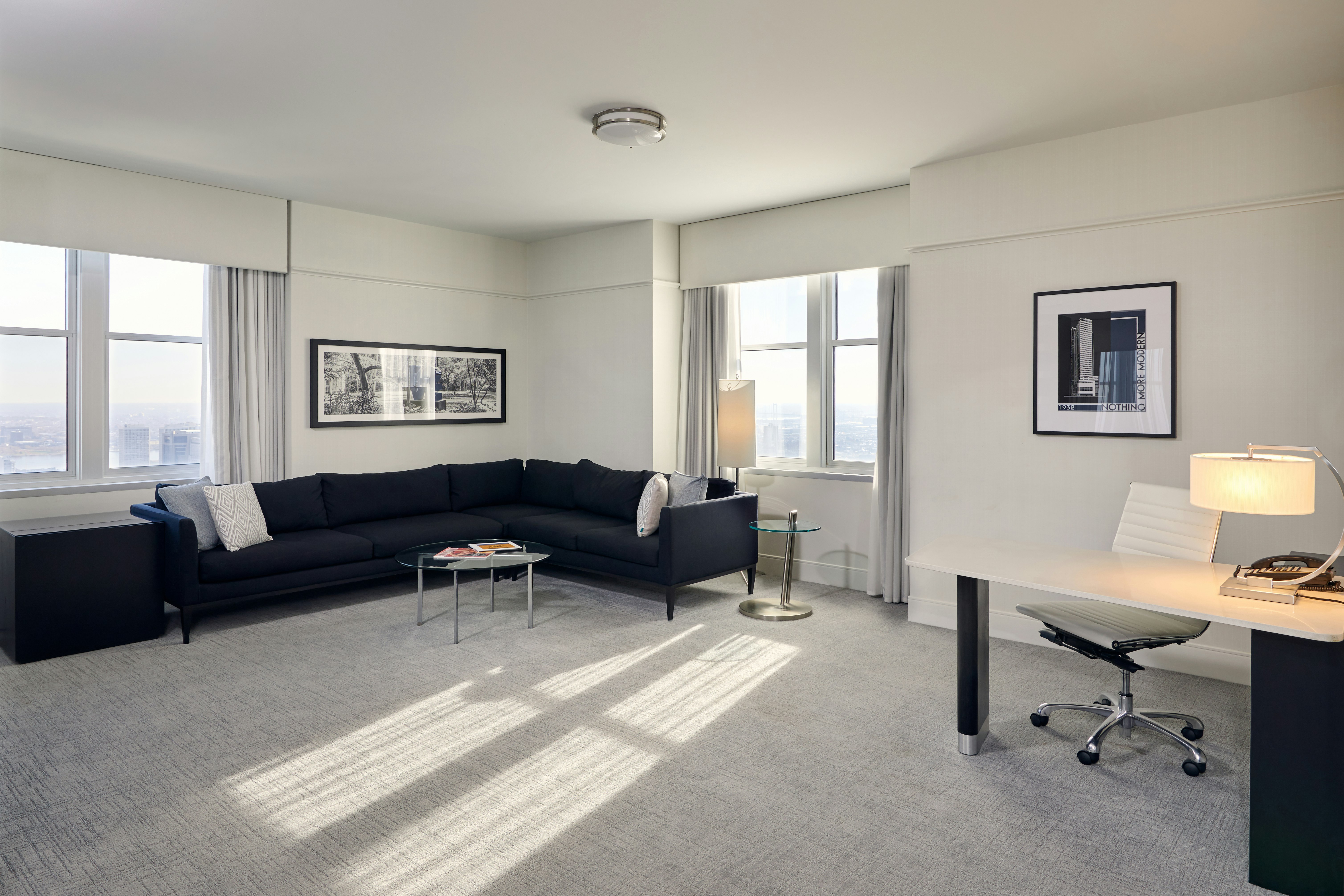 Governor, Premium, Suite, King Bed