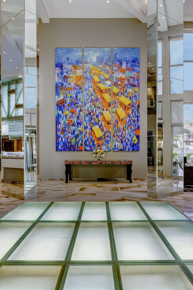 Radisson Blu Lagos Ikeja 7/74