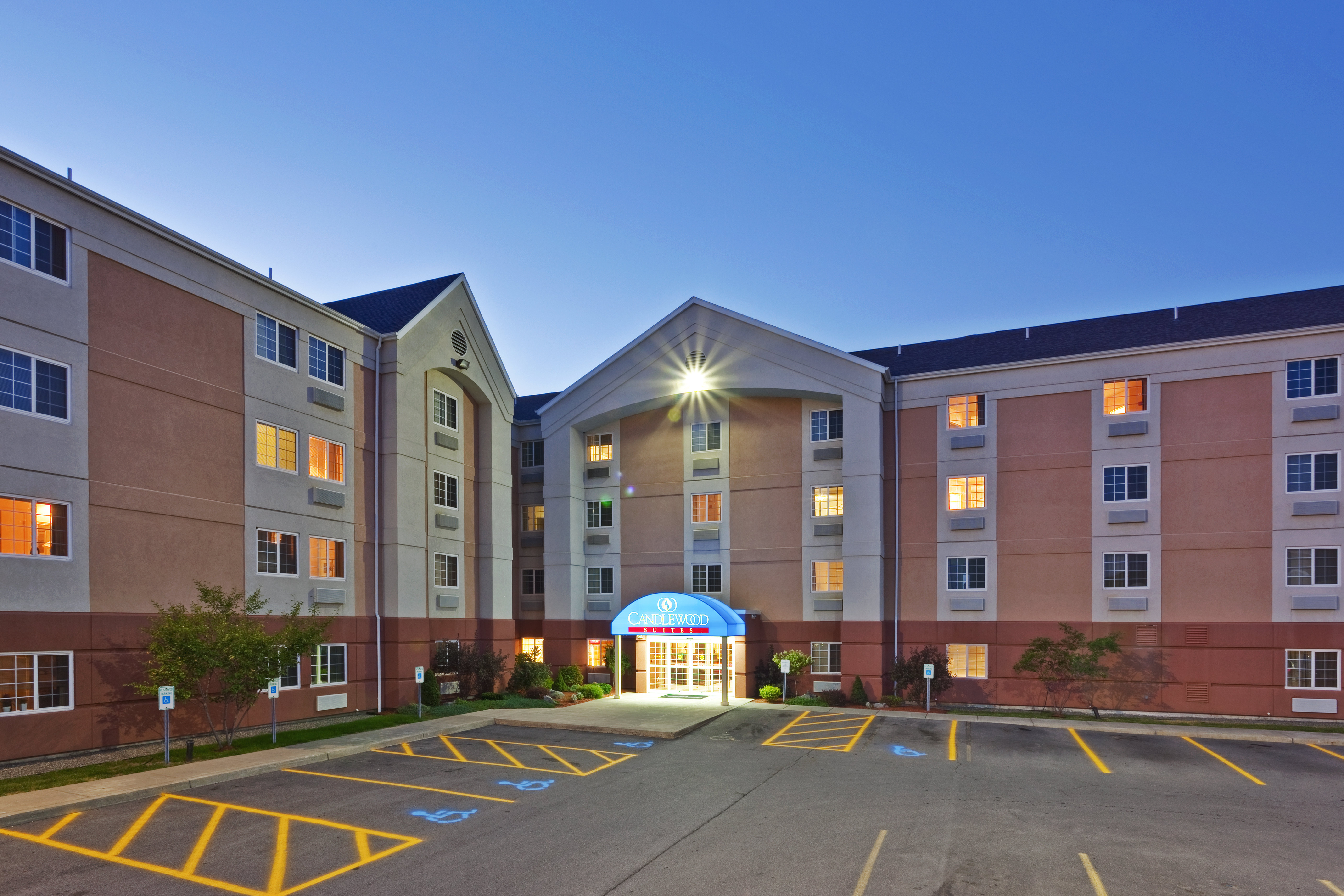 Candlewood Suites Syracuse-Airport 67/75